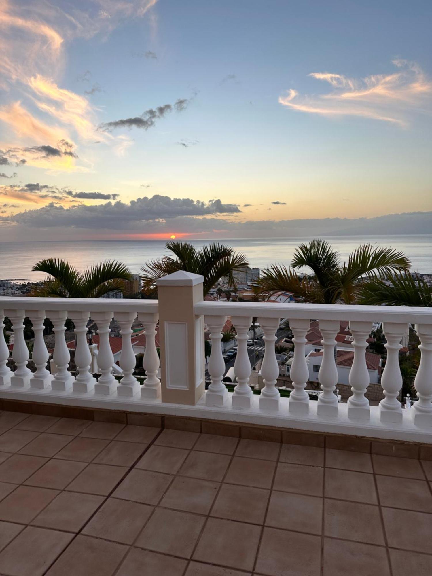Boutique Villa Leicht & Friends Costa Adeje  Exteriör bild